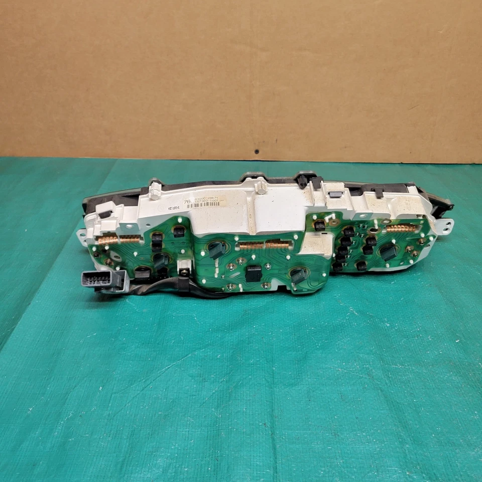 1992-1997 Toyota Previa SC 2.4L A/T спидометр кластер 2TZFZE OEM 83150-28050 - Изображение 4 из 4