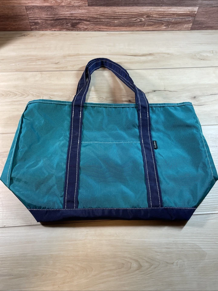 L.L. Bean Boat and Tote Set Two-Tone Green/Blue Nylon, 90s Vintage - Image 2 of 4