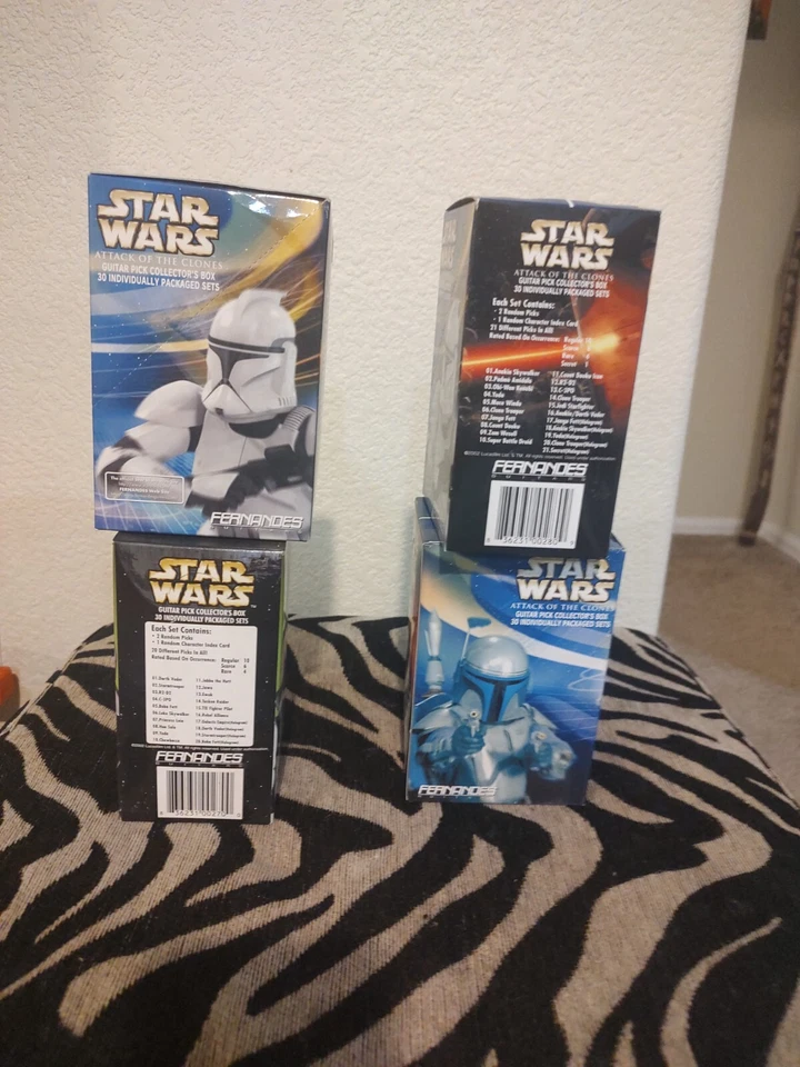CAJA DE COLECCIONISTAS PÚAS DE GUITARRA STAR WARS, NOS con 60 PICKS DE FERNANDES 30 JUEGOS Foto 3 de 3