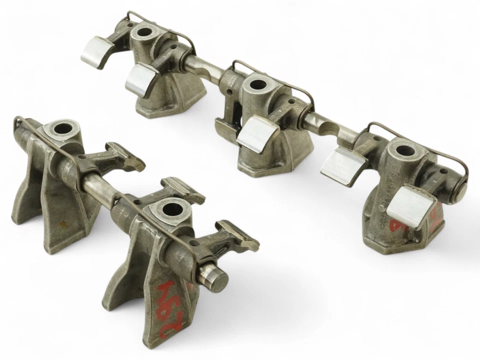 1981 - 1985 Mercedes Benz S Class W126 300Sd Rocker Arm Bracket Engine M Otor — 第 2/4 张图片