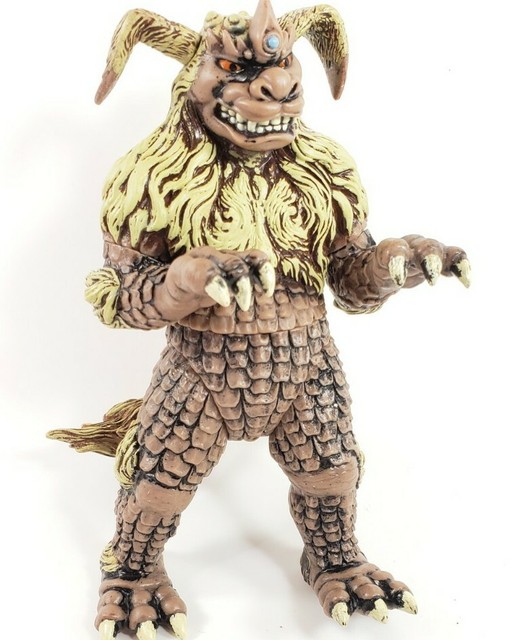 2013 Bandai Toho 6