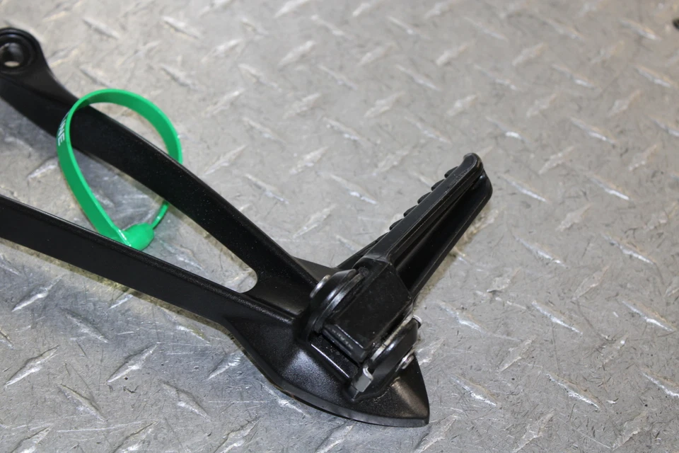 Kawasaki Ninja ZX10R ZX1000F 2010 clavija trasera izquierda pasajero 35063-0444-18R Foto 2 de 4