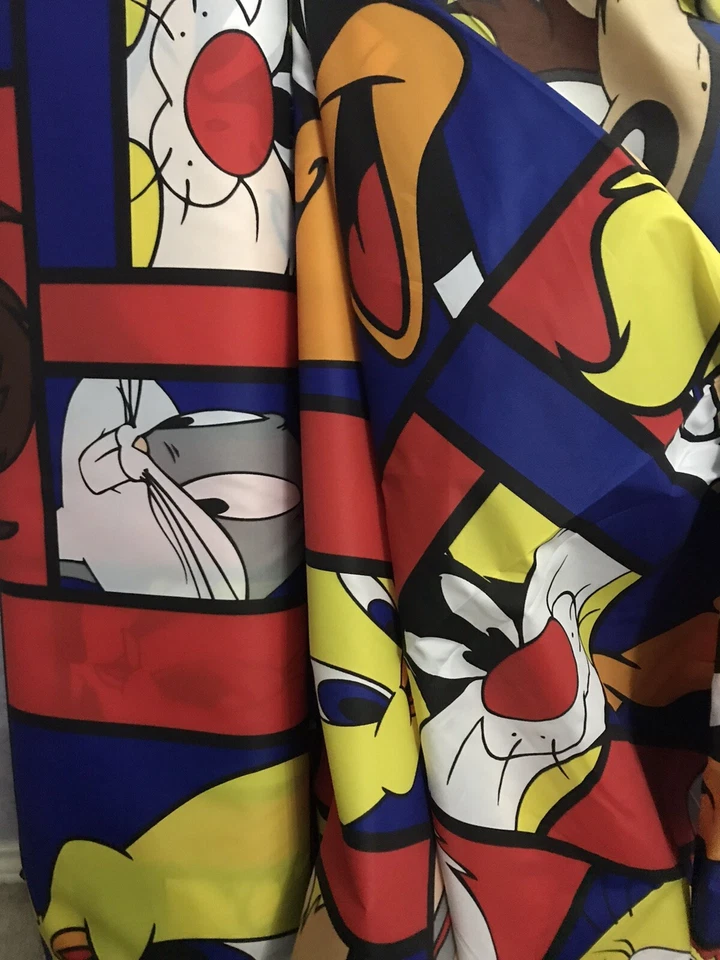 Tela Looney Tunes Estampado Grande Tasmania Piolín Bugs Bunny 72" W - POR YARDA Foto 2 de 4