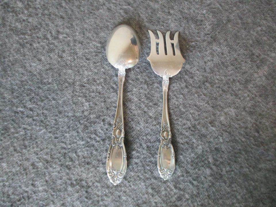 TOALHA PRATA ESTERLINA GARFO DE CARNE FRIA + COLHER DE SERVIR -KING RICHARD-SEM MONO -188g - Imagem 2 de 4