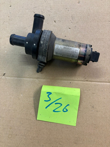 VW Passat 35i Vr6 Zusatz Wasserpumpe Wasserpumpe 251965561A