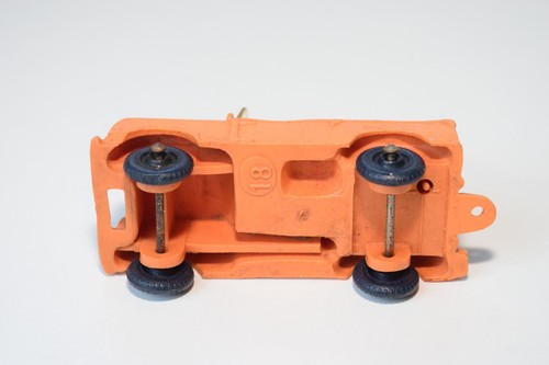 A48 1:43 TOMTE LAERDAL VINYL LAND ROVER PICK UP ORANGE EXCELLENT CONDITION 4 - Picture 7 of 7