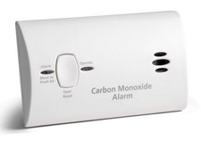 Kidde Carbon Monoxide Detector, AA Battery Powered CO Alarm with LEDs, New