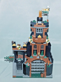 LEGO Castle Kingdoms set 7947 Prison Tower Rescue with Minifigures & Instruction