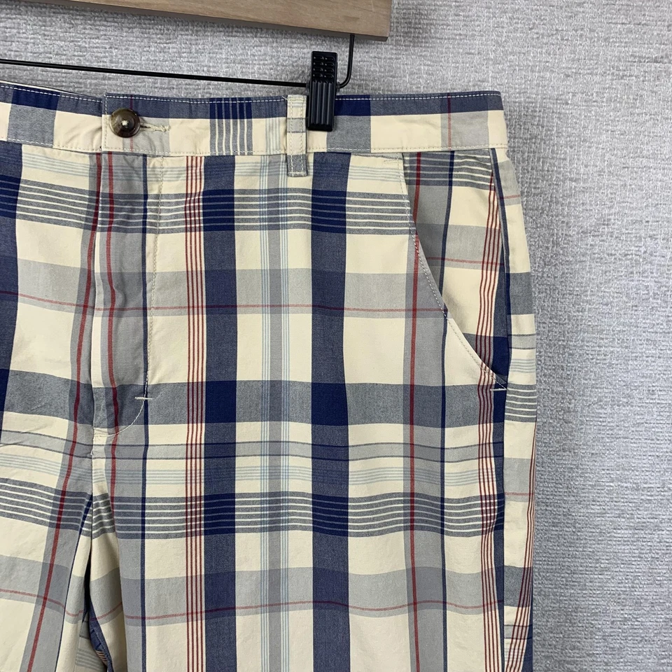 Roundtree & Yorke Casuals Shorts Mens 40 Beige Navy Plaid Straight Fit Chino Dad - Image 3 of 4