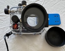 Ikelite Ultracompact underwater housing WITH Canon PowerShot S95