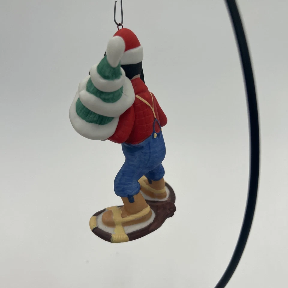 Vintage Disney Taiwan Goofy Ceramic Christmas Tree Ornament 4" Figure - Image 4 of 4