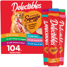 Hartz Delectables Squeeze Up Seafood Variety Pack Lickable Cat Treat, 0.5 oz tub