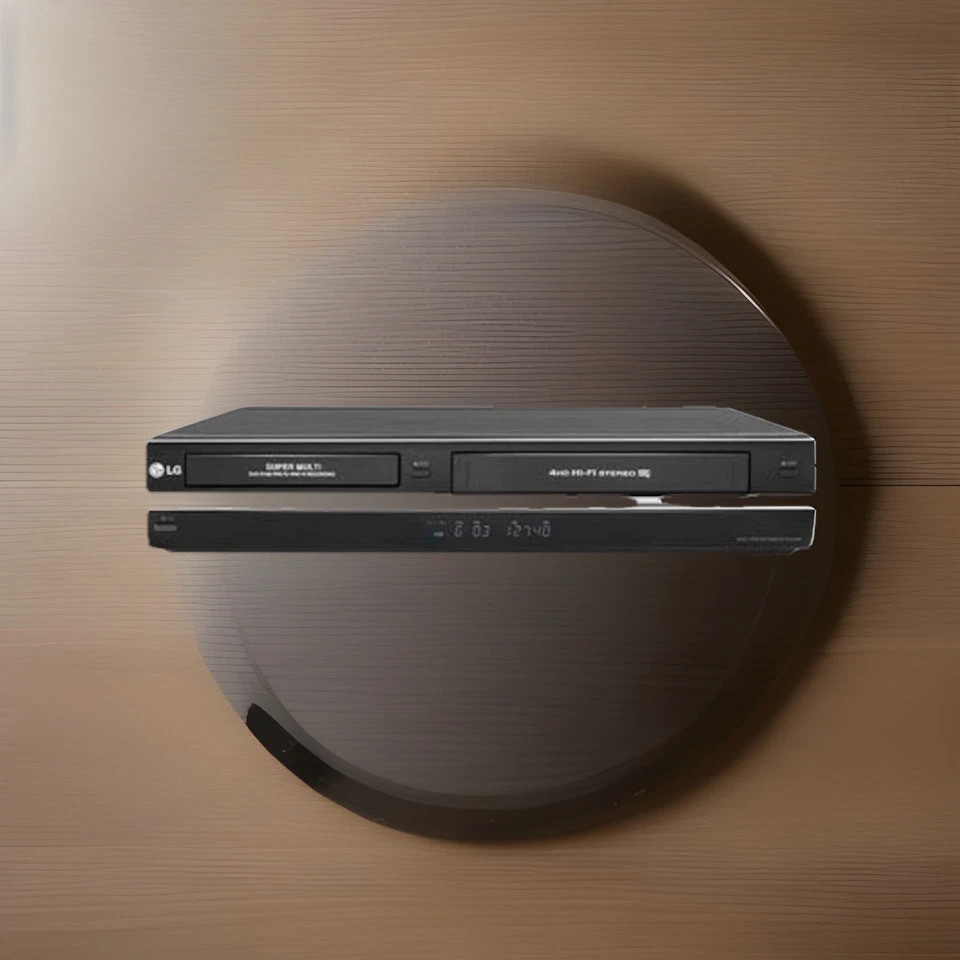 LG RC797T Super Multi DVD Recorder VCR COMBO Digital Tuner With Remote.Read Inf - Image 4 of 4