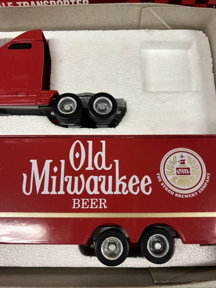 RCCA Tim Richmond Racing 1994 coleccionables Old Milwaukee Transporter 1:64/2500 Foto 3 de 4