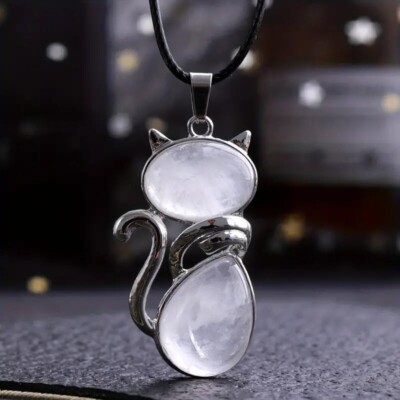 Natural White Crystal Stone Cat Necklace Pendant Healing Stone Gemstone Gift