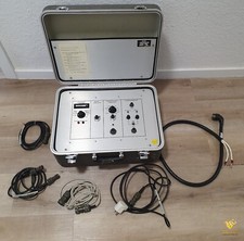 Test- & Simulationsgerät ERRA JUK 450 Koffer Tester BW Bundeswehr Spannung Strom