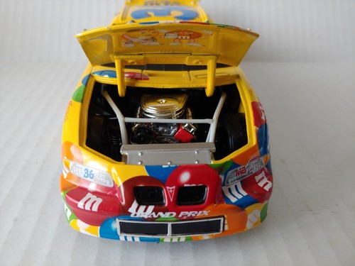 Action Diecast Nascar KEN SCHRADER #36 M&M’S - BANK - 2001 GRAND PRIX - Picture 5 of 9