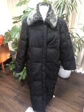 Liz Claiborne Long Heavy Quality Coat Size Large