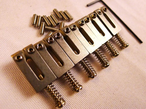 6er Set Edelstahl Brückensättel für 10,5 mm 2-1/16 Zoll Abstand Brücke US-Versand