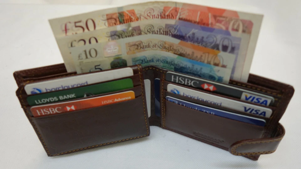 Carteira de couro masculina de luxo de alta qualidade com espaço para 12 cartões marrom RFID - Imagem 2 de 4