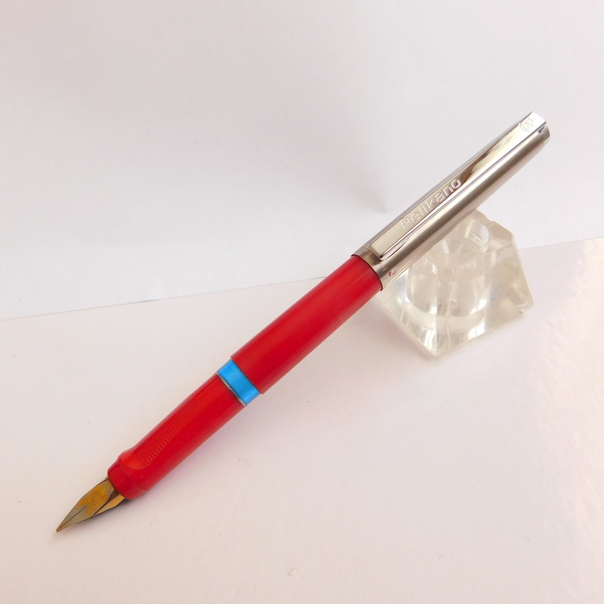 Vintage PELIKAN P450 PELIKANO Model Red Silver Fountain Pen