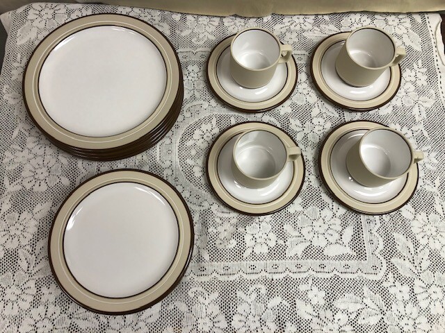 16 Piece Set - ARITA - Genesis Beige -Service for 4 - #5245