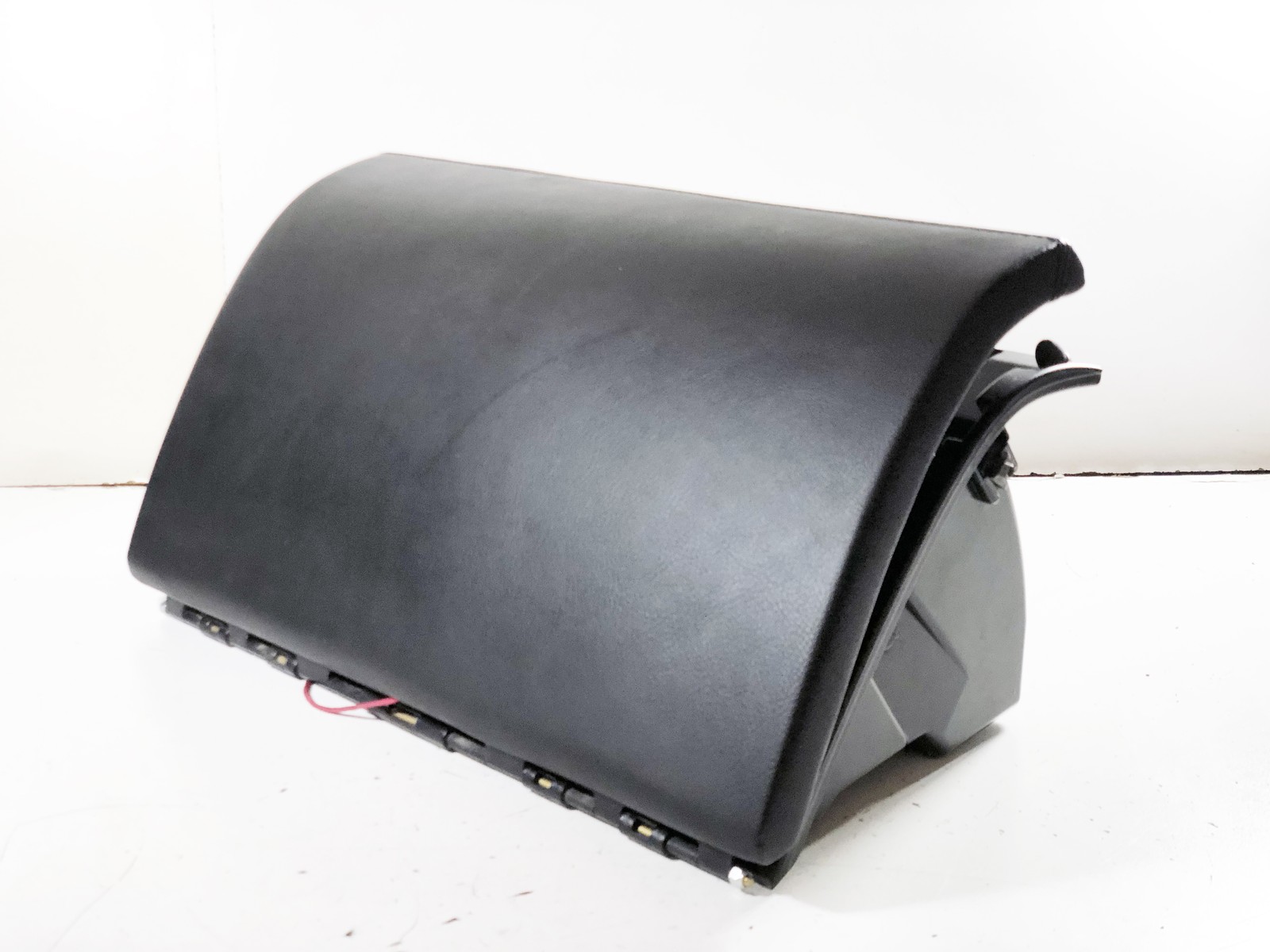 03-13 Maserati Quattroporte M139 Glovebox Assembly NERO Black Stitching 08 09 10