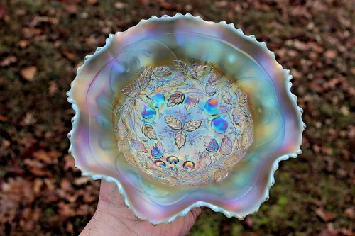 ANTIQUE NORTHWOOD THREE FRUITS MEDALLION CARNIVAL STIPPLED BOWL - AQUA OPAL