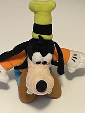 Just Play Disney's Goofy Stuffed Plush 10  Inches PL19