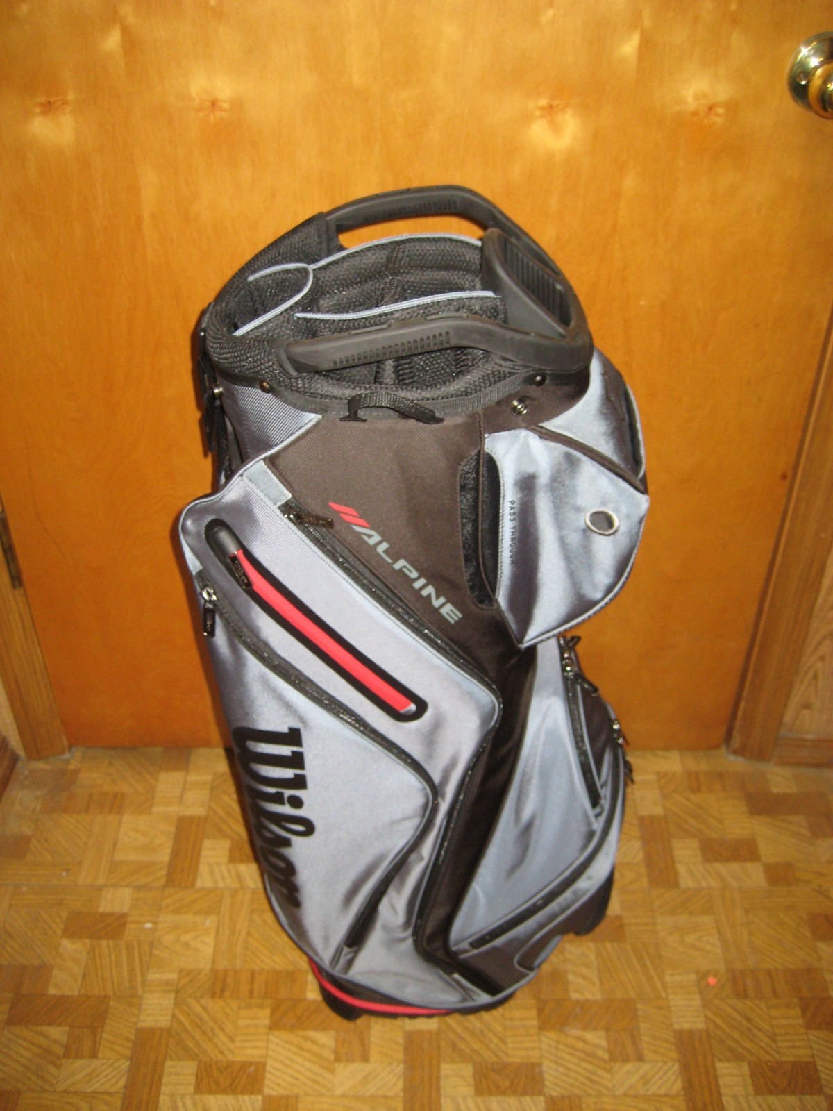 BRAND NEW Wilson Alpine Cart  Bag 14 way top  Black / Grey