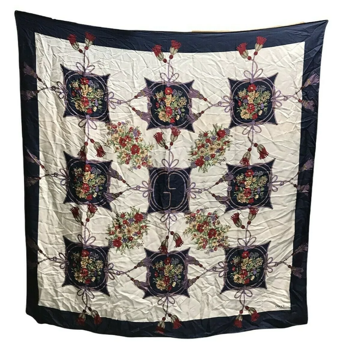 Écharpe 100 % soie imprimée florale et glands GUCCI 135 X 135 cm vintage