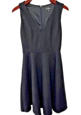 Lulus Fit & Flare Dress Black Lined V Neck Womens M Sleeveless Stretch Zipper