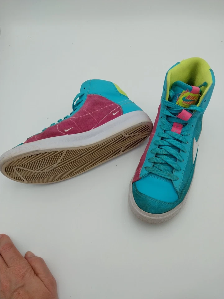 Nike blazer Mid 77 Dance 6.5 Y - Image 3 of 4