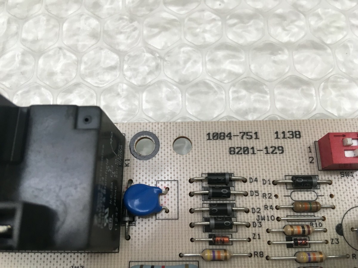 Scheda Di Controllo Sbrinamento Carrier Bryant 1084-751 Per Pompa Di Calore 8201-129
