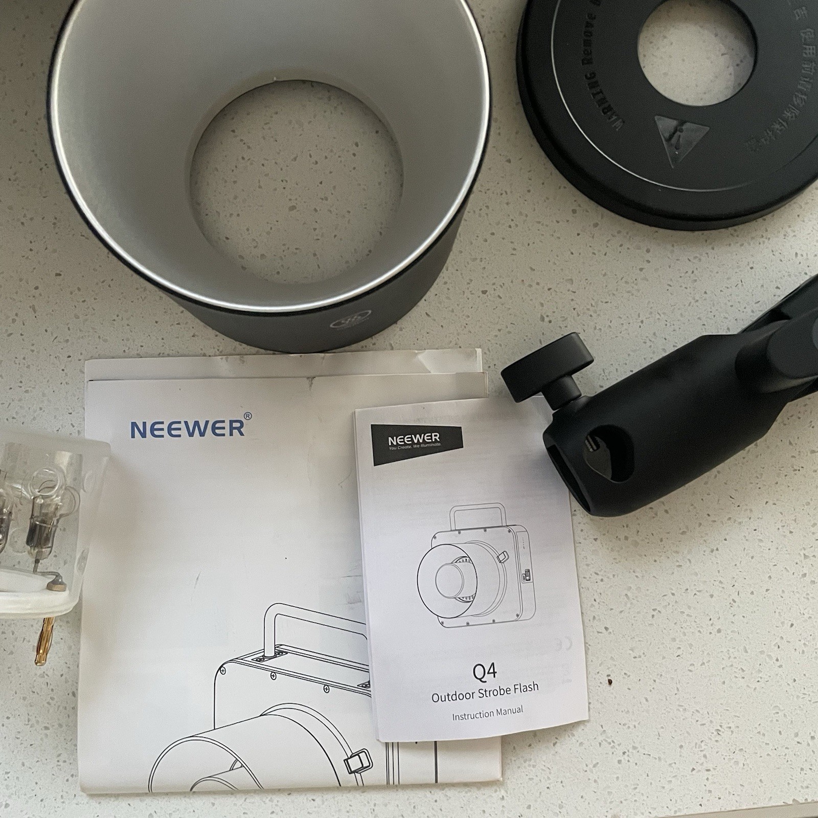 NOT WORKING NEEWER Q4 400Ws 2.4G TTL Flash HSS Strobe Light Monolight With Case