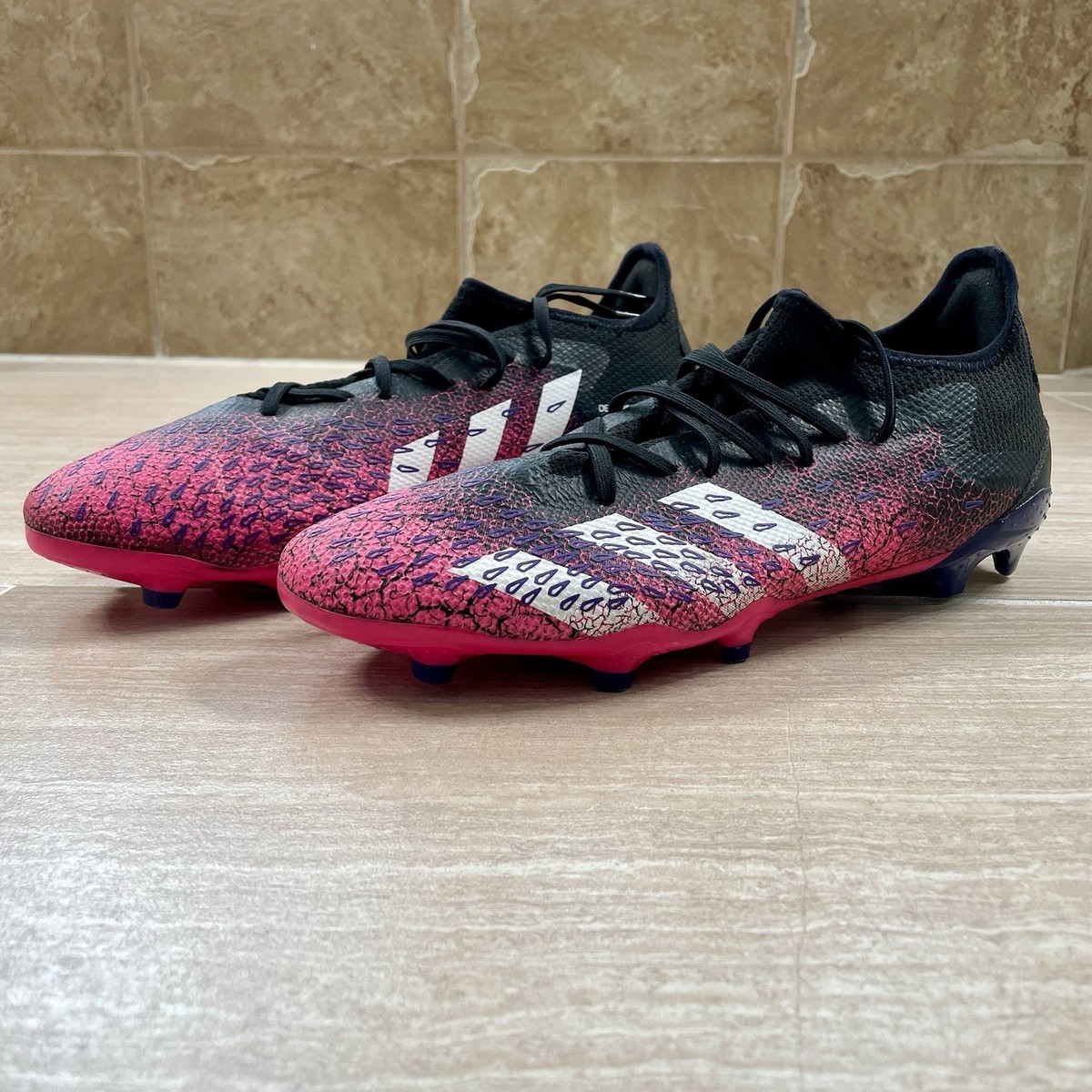 シューズ ADIDAS PREDATOR FREAK + s-l1200.jpg