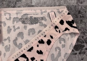 NWT VICTORIA'S SECRET M PINK LEOPARD LOGO LIGHTWEIGHT BAND RARE BIKINI PANTIES
