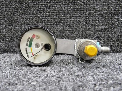 #ad 05167 18215203 Cessna Citation 550 Pressure Gauge with Fitting $364.00