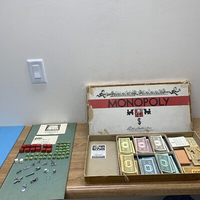monopoly rare cards The 1980's Edition, with Original Art, by Winning Moves Games USA Build up property sets 2016 Rare Pieces - McDonald's