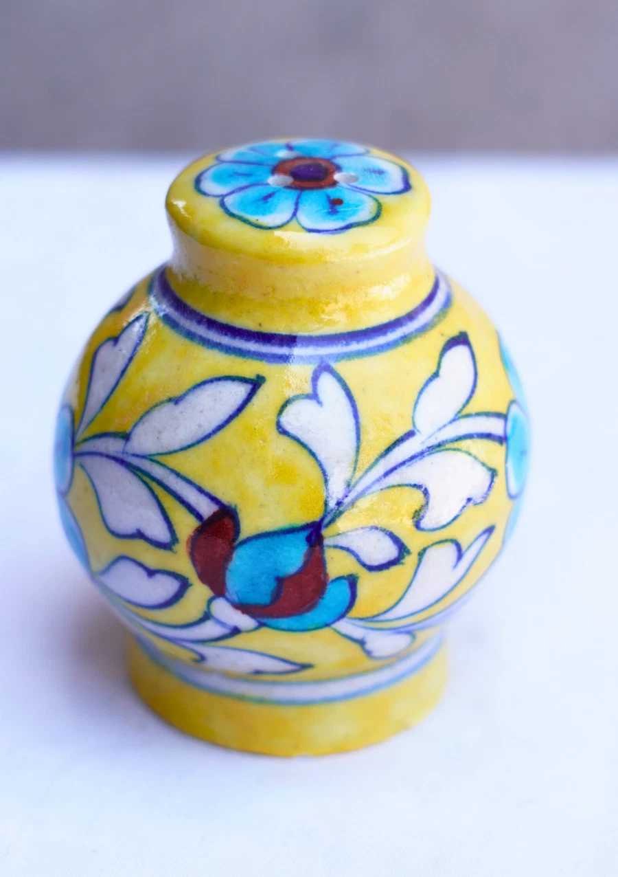 PETAL SPICE SHAKER YELLOW CREATED IN BLUE POTTERY ART WORK SIZE 4 INCHES