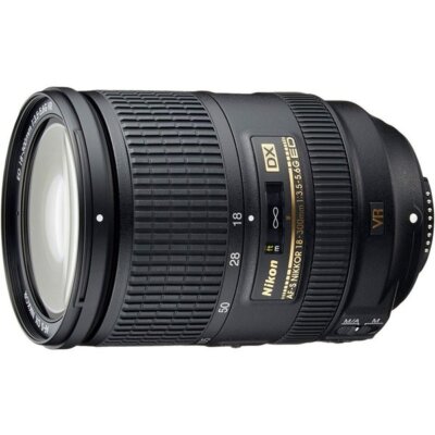 18-300mm Nikkor DX AF-S Nikon VR ED F3.5-5.6G 18-300mm AF-S ニコン　Nikon f/3.5-5.6G PCMag | Review VR ED レンズ(ズーム)