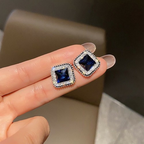 Women 925 Sterling Silver Crystal Earrings Stud Deluxe Blue Square Style Gift - Picture 4 of 5