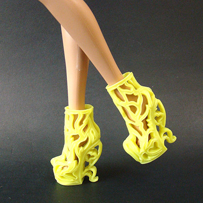 Monster High Doll G1 Bonita Femur Freaky Fusion Yellow Bone Shoes