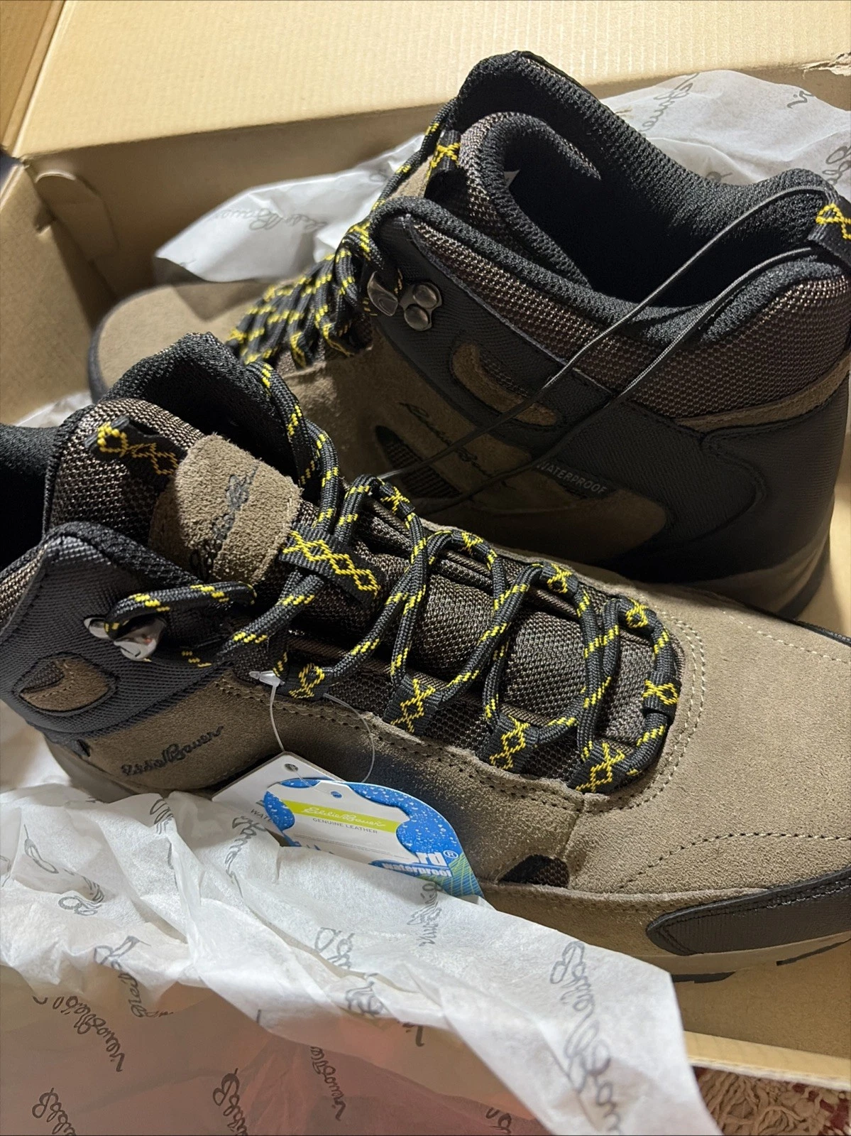 Eddie Bauer Men’s Brighton Brown Waterproof Hiking Boots Choose Size 10 Or 9-1/2
Opens in a new wind