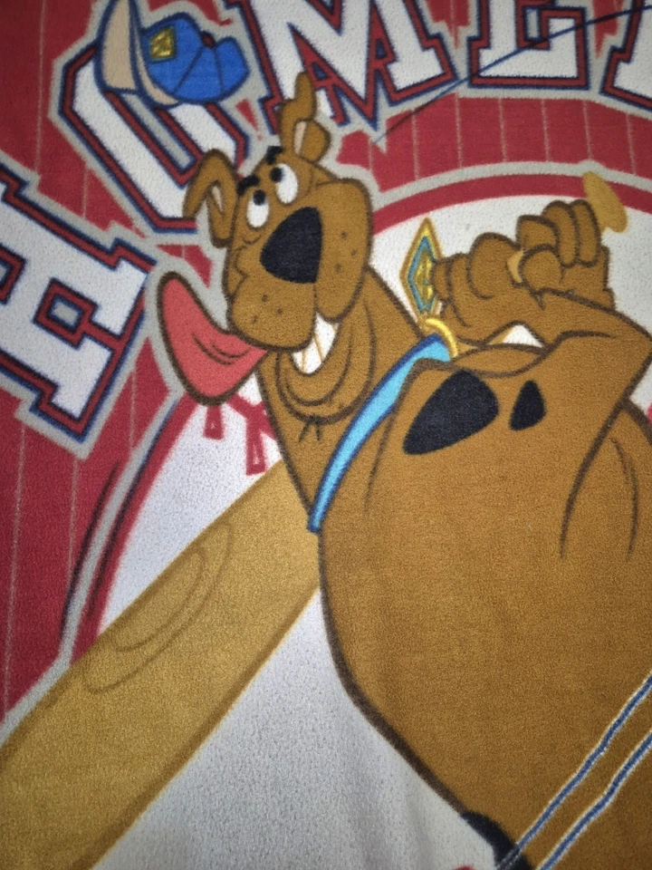 Manta Scooby Doo 1999 de colección Home Run 64x44 tema deportivo rojo muy raro Foto 3 de 4