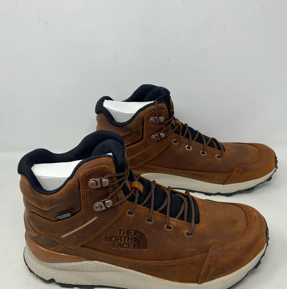 The North Face Brown Hiking Shoes & Boots for Men for sale  display picture 1
