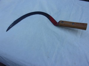 VINTAGE HAND SICKLE/SCYTHE BY GUM NORTH WAYNE TOOL CO. OAKLAND ME.