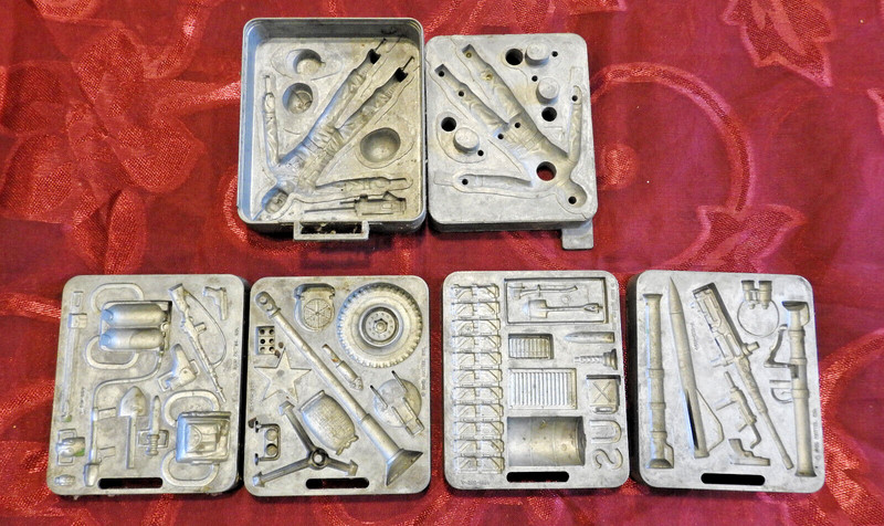 "Fighting Men" Original Creepy Crawlers 6 Molds w/3D Man 1965 Mattel-Orig Owner