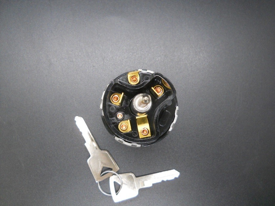 1961-1966 Ford Truck Pick-up ignition switch lock cylinder 2 keys