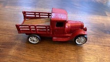 Arcade 1930 MODEL A FORD Cast Iron Stake Bed Truck, 6"